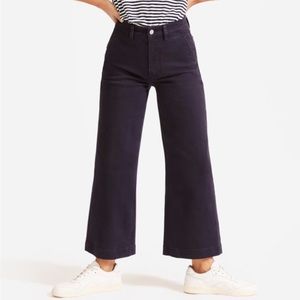 Everlane wide leg crop- like new! Navy
